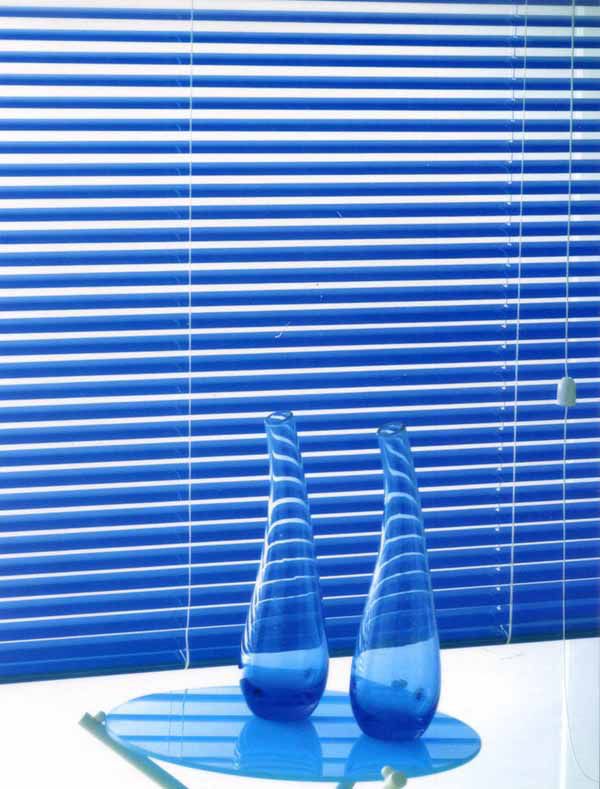 鋁百葉窗簾推薦：多款式鋁百葉窗，簡約時尚設計，調節光線，保護隱私，提升居家生活品質。